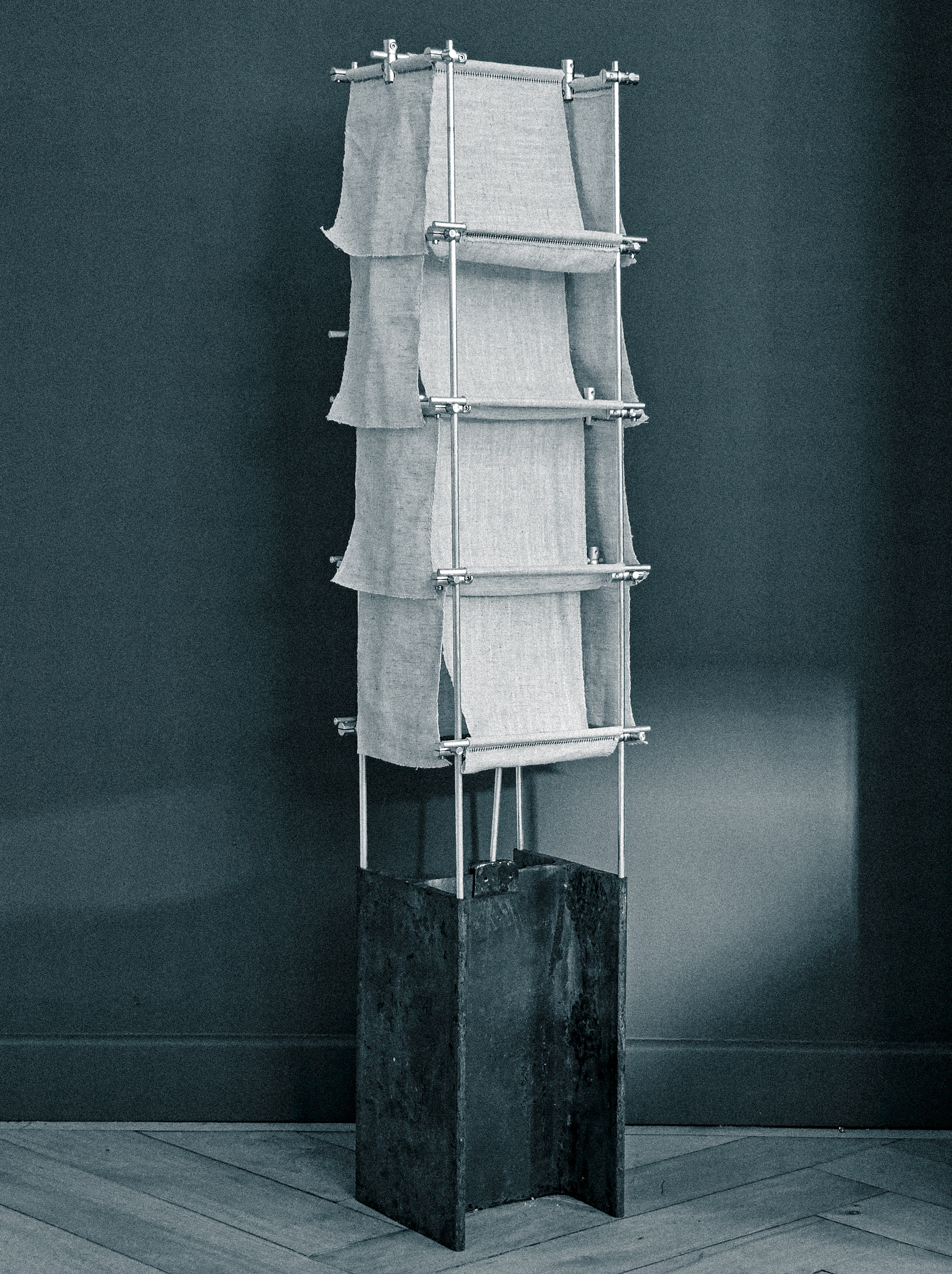 Hypéene 01 suspension by Charles Hantz